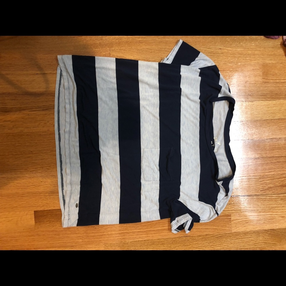 American eagle soft and sexy t-shirt!